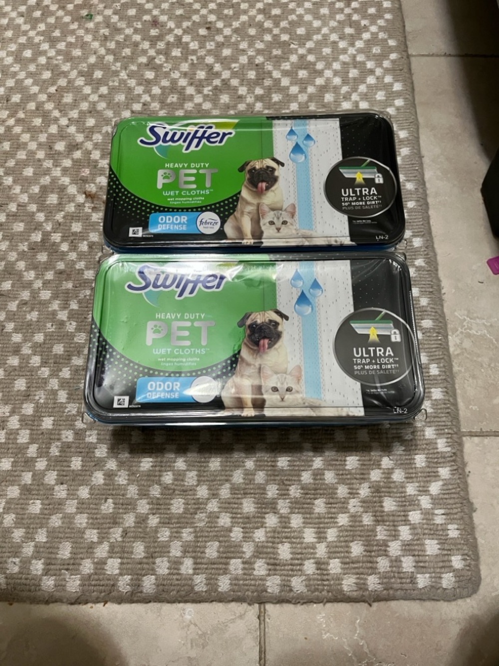 Swiffer Pet Wet Cloths Pack - Green and White
